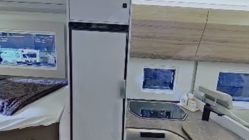 RV – 4p Bürstner semi-intégré à partir de 2026