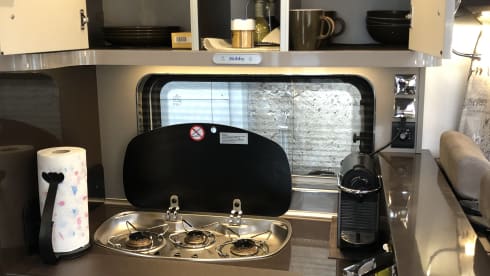 R-Mobil – Enjoy your holiday with automatic and good equipment