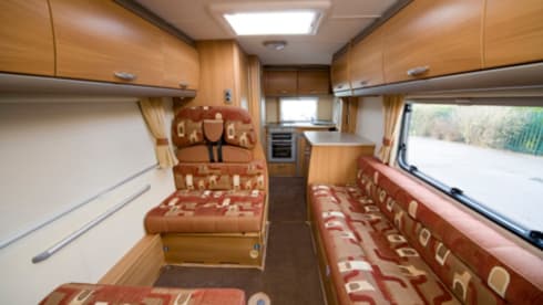 Poldark –  Uks most southerly 4 berth family motorhome