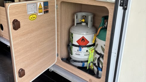 4p Sunlight semi-integrated uit 2016