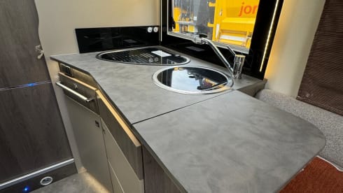 Luxury Camper from 2020 AUTOMATIC with 170 hp