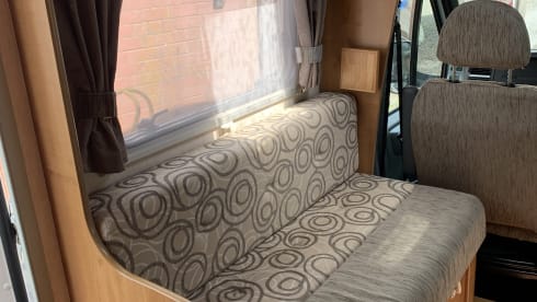 Sunrise  – 6 berth Ford transit tribute
