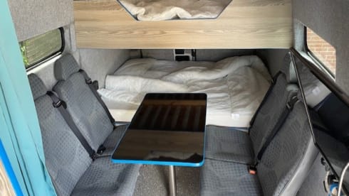 Large 5 berth Iveco Daily Campervan 7 belted seats 