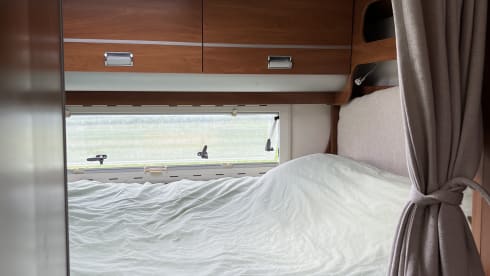 Camping-car complet pour 3 personnes hors réseau