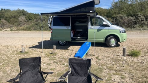 “Pomme” – 4p Volkswagen bus from 2023