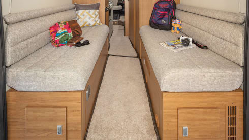 Family Friendly 4 berth T 669 (Wigan)