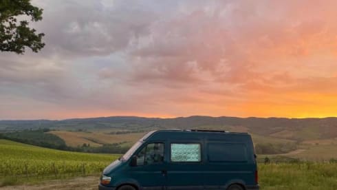 Betsie – 2p Renault campervan uit 2002