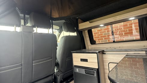 Tigger The Transporter – 4 berth Volkswagen T6.1 2020