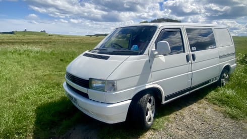 Kasper – Classic 90s VW T4 with heating & wood panelling - Penrith / Lake District 