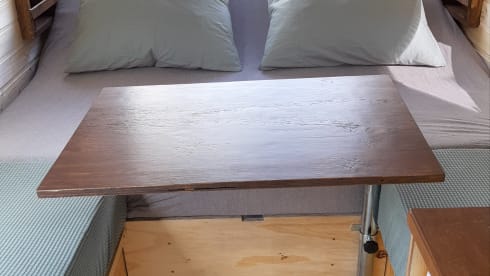 Miles – Off Grid Camper