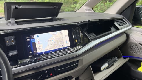 Mantel – 4-seater Volkswagen bus from 2025