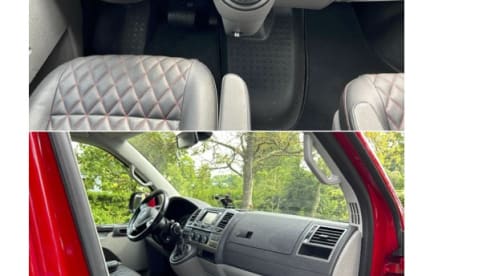 Mambo No.1 – Volkswagen Campervan 'Extra long' 