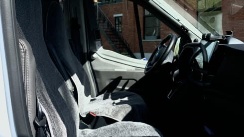 « THE THINGS THAT DREAMS ARE MADE OF «  – 2022 Ford semi-integrated (first entry into service 11/05/2022)