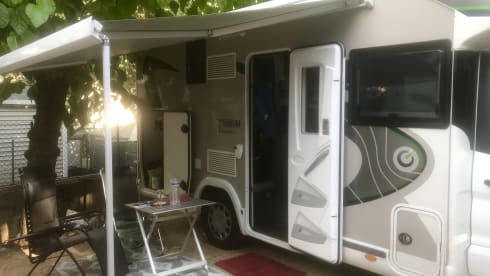 4p Chausson semi-integrated uit 2021