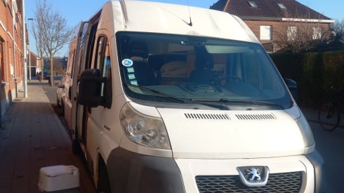 Silvester – Peugeot camperbus uit 2007