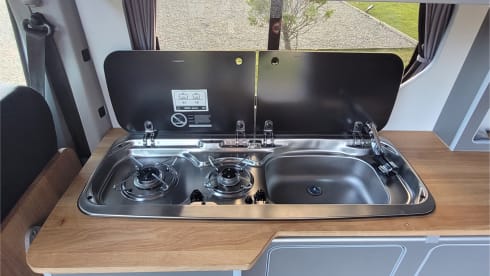 4 Berth Vauxhall Vivaro LWB Campervan