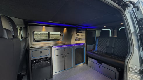 Galli 2.0 – 4 berth Ford Camper with Skyline Roof