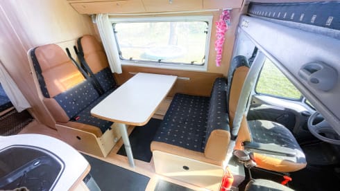 Adventure – 6p Dethleffs-Nische aus dem Jahr 2003