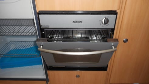 Easy 7  motorhome 6 berth Dethleffs 