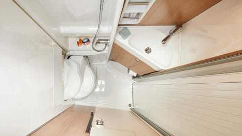 Carthago Malibu 640 LE Coupé First Class Two Rooms - Year 2024