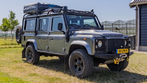 Louver – 2/3p Landrover Defender 110. Complete installation for your comfortable adventure