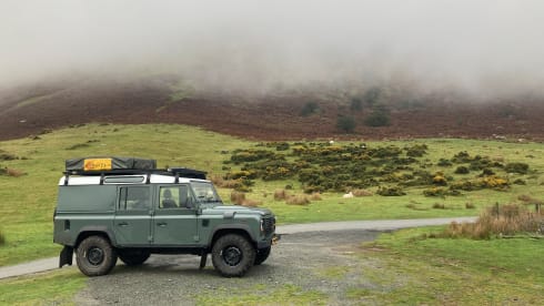2p Land Rover rooftop from 2013
