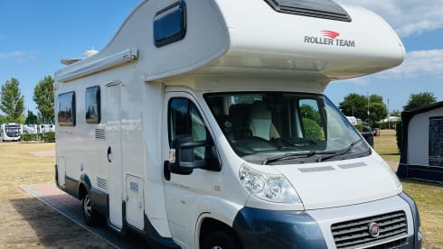 6 berth Fiat Auto Roller 746