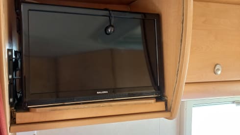 4p Chausson semi-integrated uit 2002