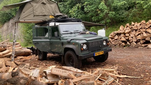 2p Land Rover rooftop from 2013