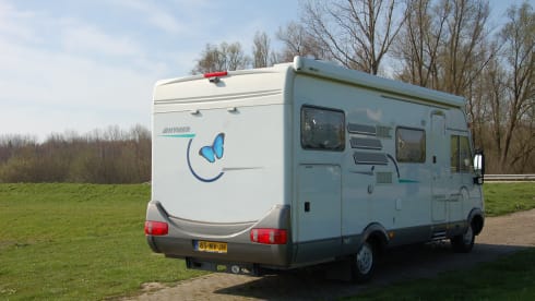 Macarena – Camper with many extras, integral