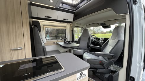 Duchess A – Brand new campervan with TentTop