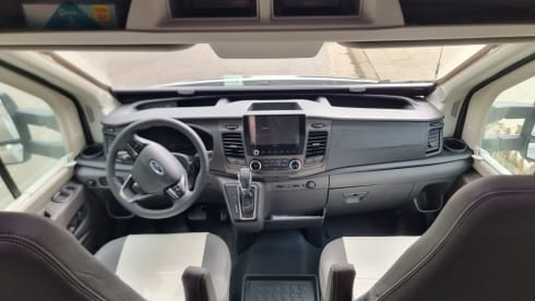 Kampergeluk – Beleef jouw uniek avontuur met onze 4-persoons automaat camper