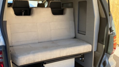 Erica – 2/4 berth Toyota campervan from 2006