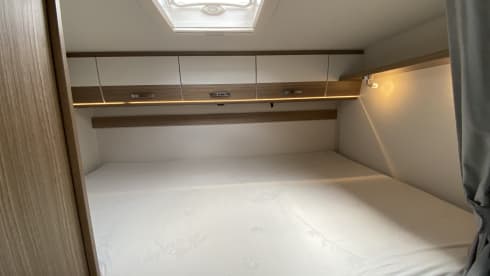 4P Luxury Carado Camper fully equipped