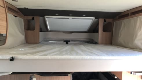 Knaus Sky Wave 650 automatic