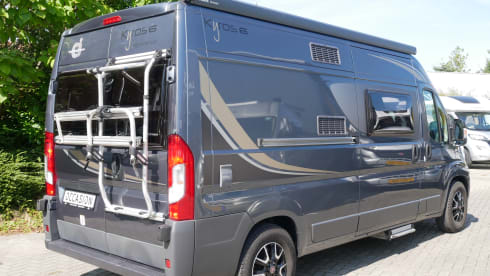 Chausson2, 2 sleeping places - 4 seats.