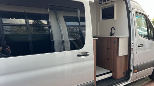 Mercedes Sprinter bus (interior 2023)