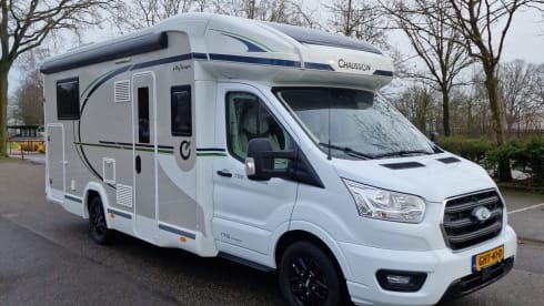 4p Ford semi-integrated uit 2023