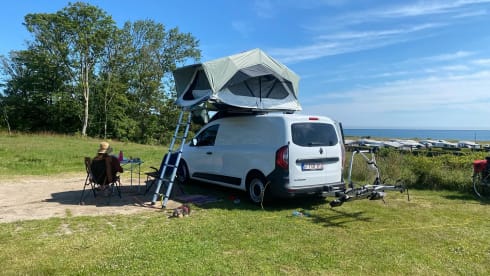 Buitenbende – Off-grid mini camper - 2024 - compact and maneuverable