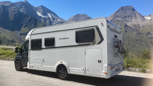 Niki – Weinsberg Cara Suite 700 ME