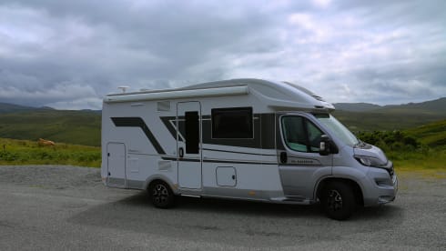 Lamlash – Adria 600 Matrix DT 4 Berth/4 Belts