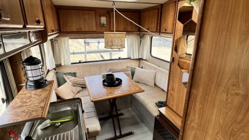 4p Hymer integrated from 1990