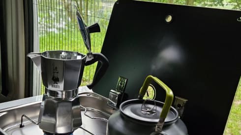 Den Beni  – 4p Benimar campervan uit 2023