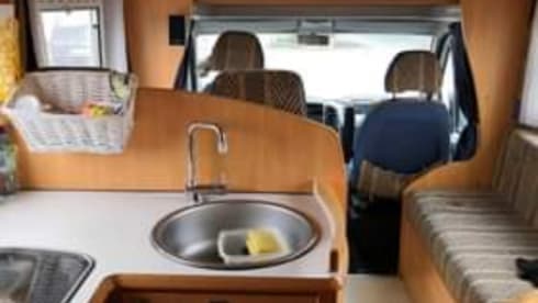 Camper Family Adventure  – Attic Camper, Pilote, Super-equipped, Air Conditioning
