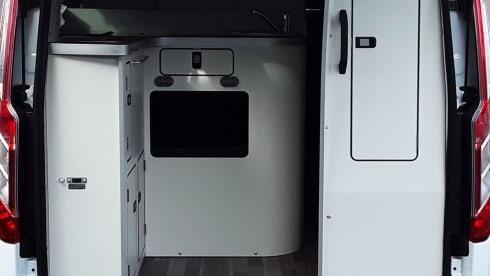 Hamm – Ford Nugget high roof