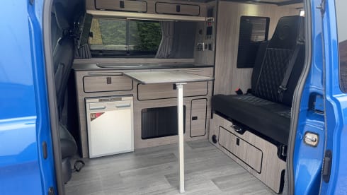 Volkswagen campervan met 4 slaapplaatsen vanaf 2025