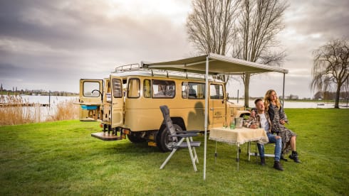 Charlie – Unique 2P Toyota BJ 45 Adventure Campervan from 1985
