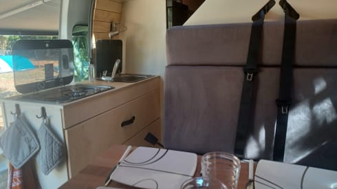 Buscamper – 2 person Renault bus from 2019