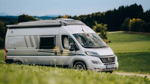 Buddy – 2-4p Carado campervan from 2024
