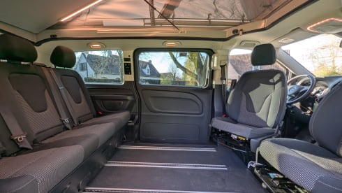 Crosscamp op Mercedes Vito - Avontuur voor 4 (5) pers.